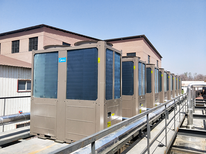 山东潍坊某医院使用空气源热泵 环保节能又经济